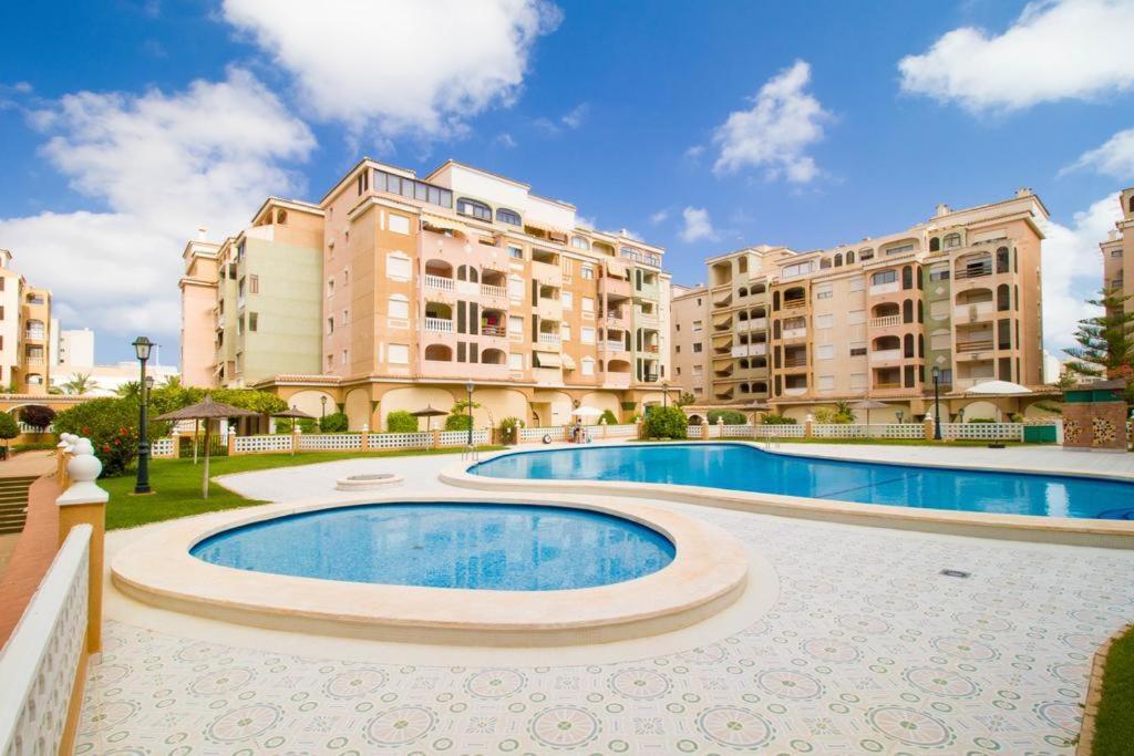 Apartment To Rent In Costa Blanca Torrevieja Exterior photo